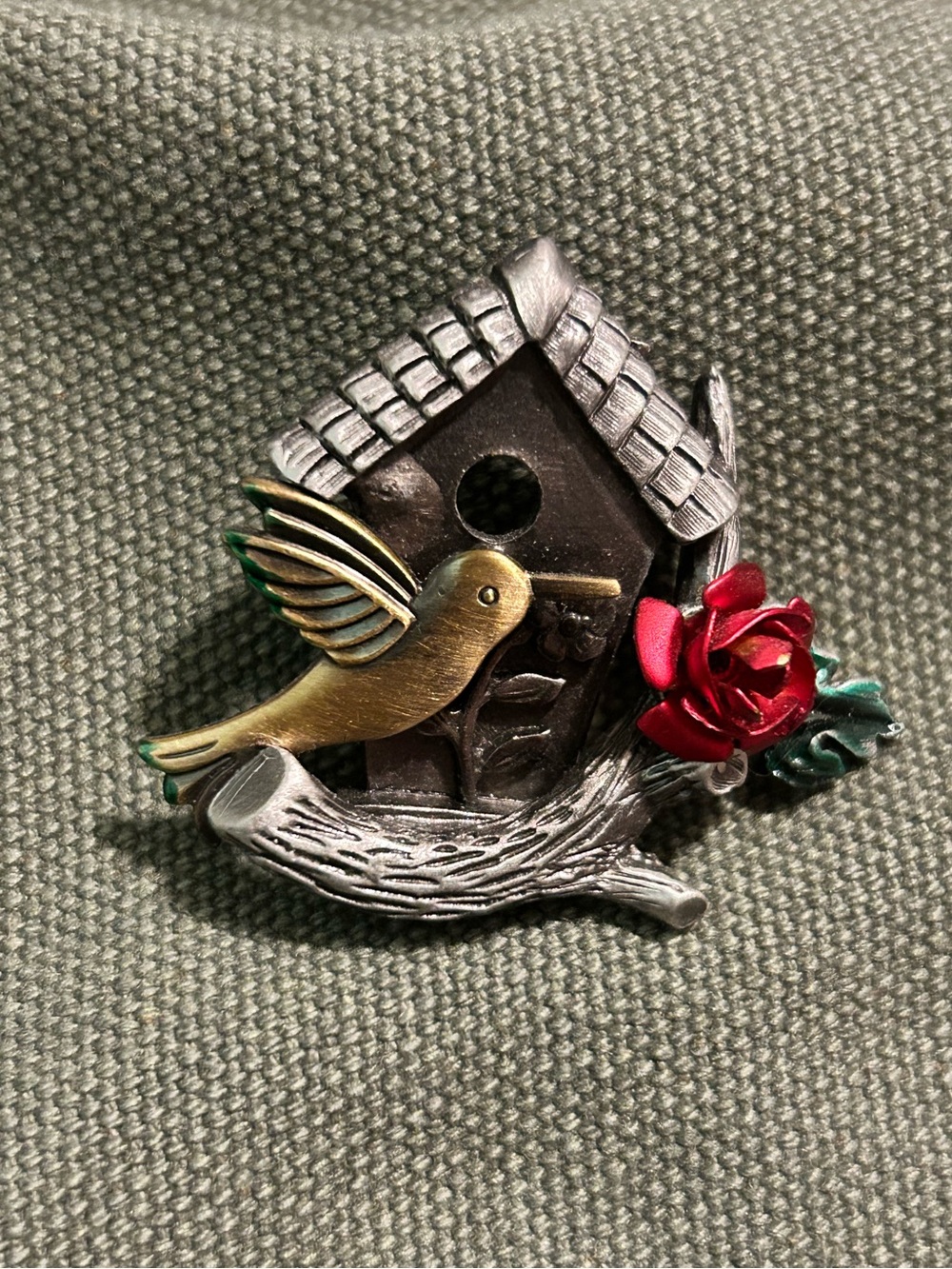 Vintage GC Birdhouse Pin Brooch - Metal Hummingbird Birdhouse with Rose Accent